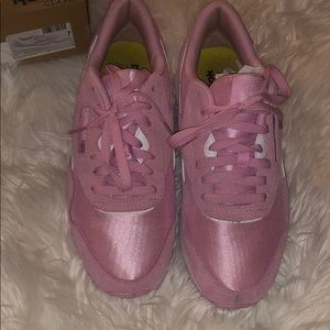 Pink Reebok’s